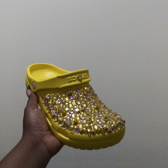 Custom Bling Crocs - Picture 3 of 6